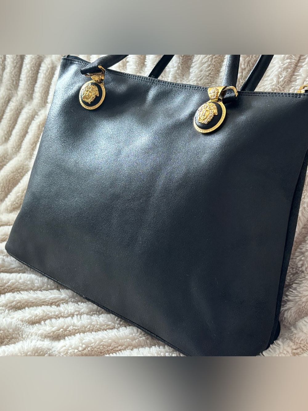 Gianni Versace VTG Black Leather Shoulder Bag w/Medusa Accents, *READ BELOW!* - Picture 4 of 14